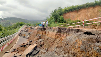 Quyết định công bố tình huống khẩn cấp về thiên tai