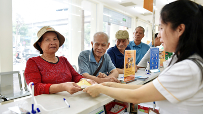Tháng 8, TP. Hà Nội chi trả hơn 4.140 tỷ đồng lương hưu, trợ cấp bảo hiểm xã hội
