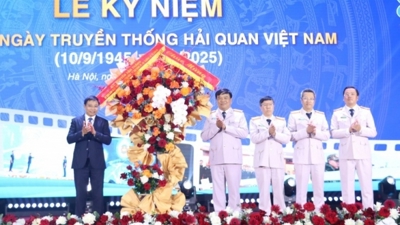 Bộ trưởng Nguyễn Văn Thắng: Ngành Hải quan đã có những bước phát triển vượt bậc