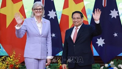 Thủ tướng: Hướng tới nâng kim ngạch thương mại hai chiều với Australia lên 20 tỷ USD