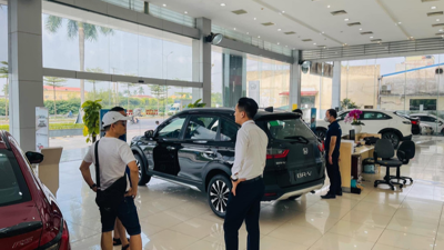 Thị trường ôtô Việt khởi sắc sau tháng Ngâu, chờ về đích cuối năm