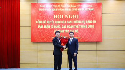 VIDEO: Thứ trưởng Bộ Tài chính Hồ Sỹ Hùng nhận nhiệm vụ mới tại VCCI