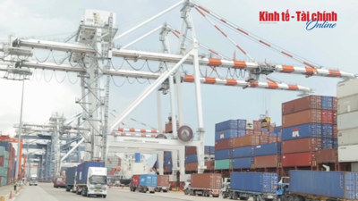 VIDEO:  Xuất khẩu máy vi tính, cà phê giúp tăng trưởng hàng công nghệ và nông sản VIDEO:  Xuất khẩu máy vi tính, cà phê giúp tăng trưởng hàng công nghệ và nông sản