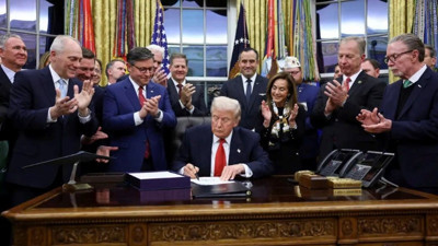 Mỹ chấm dứt đợt đóng cửa chính phủ dài nhất lịch sử