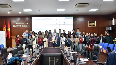 Thống kê Bayes: Hướng tiếp cận hiện đại cho phân tích kinh tế và tài chính Thống kê Bayes: Hướng tiếp cận hiện đại cho phân tích kinh tế và tài chính