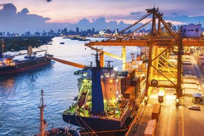 Xuất nhập khẩu phát triển bền vững với cơ cấu cân đối, hài hòa