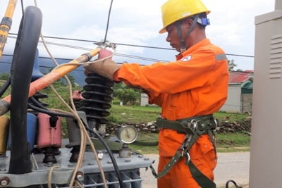 Tổng sản lượng điện thương phẩm tháng 10 năm 2022 của EVNNPC đạt 8,05 tỷ kWh