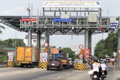 Đề xuất giảm phí sử dụng đường bộ đối với xe vận tải hàng hóa, xe khách 