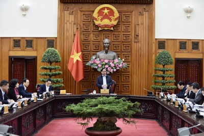 Tiếp tục nghiên cứu, đề xuất giảm, giãn, gia hạn thuế, phí, lệ phí cho người dân và doanh nghiệp