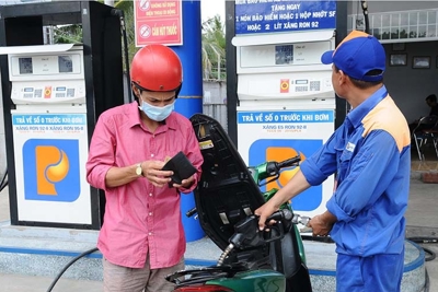 Đề xuất điều chỉnh mức thuế bảo vệ môi trường đối với xăng, dầu trong năm 2023
