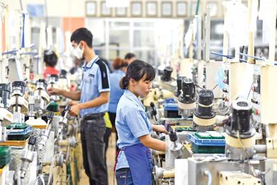 Nghiên cứu mối quan hệ giữa phát triển tài chính và tăng trưởng kinh tế: Mô hình đề xuất cho Việt Nam 