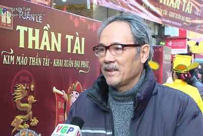 Người dân lạc quan về kinh tế trong ngày vía Thần tài
