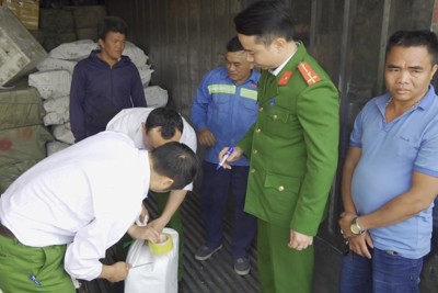 Thu giữ gần 17 tấn động vật đông lạnh không rõ nguồn gốc