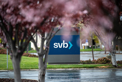 SVB sụp đổ - hậu quả từ chính sách lãi suất của Fed?