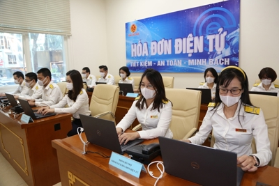 ​Bộ trưởng Bộ Tài chính yêu cầu ngăn chặn, xử lý nghiêm vi phạm về hóa đơn điện tử
