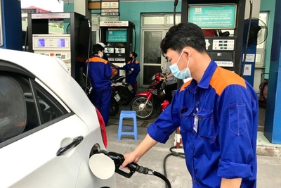 Giá xăng, dầu đồng loạt giảm sâu