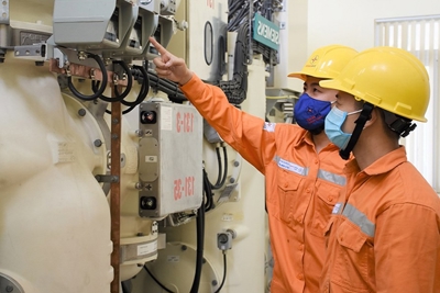 Từ ngày 4/5, giá bán lẻ điện tăng 3% so với giá hiện hành