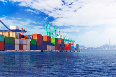 Cán cân thương mại hàng hóa 4 tháng năm 2023: Uớc tính xuất siêu 6,35 tỷ USD 