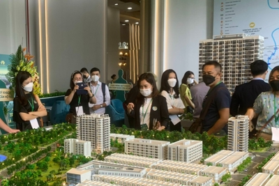 Bất chấp tín dụng đổ vào tăng, thị trường bất động sản vẫn trầm lắng