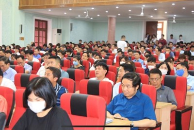  Chỉ đạo thực hiện hiệu quả Nghị quyết tháng 4