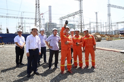 Dồn lực bảo đảm an toàn lưới điện truyền tải trục Nam – Bắc