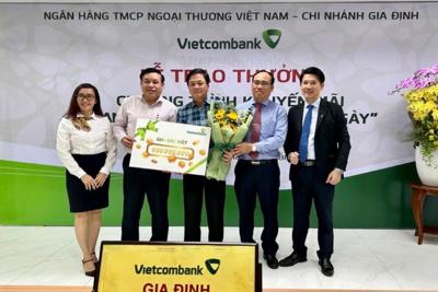 Vietcombank “Vạn quà hay - Thưởng mỗi ngày”.