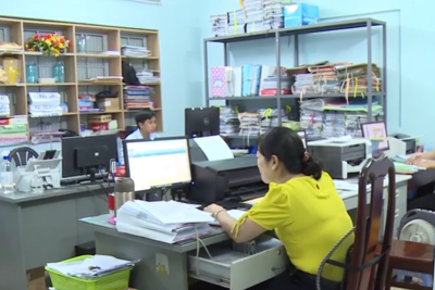 Cán bộ, công chức cấp xã có bao nhiêu chỉ tiêu, hưởng phụ cấp thế nào?