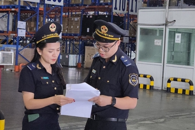 Thu ngân sách đạt gần 33% dự toán