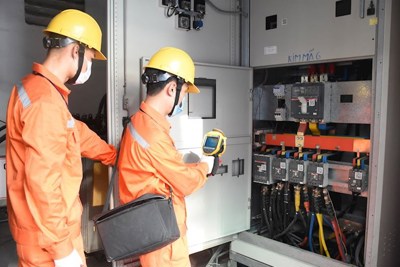 Từ nay đến cuối năm sẽ không thiếu điện để phục vụ sản xuất, sinh hoạt 
