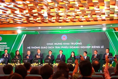 Hơn 5 triệu trái phiếu được giao dịch trong ngày đầu tiên
