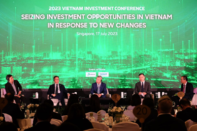 Vietcombank tổ chức hội thảo “Nắm bắt cơ hội đầu tư ở Việt Nam trong bối cảnh mới” tại Singapore
