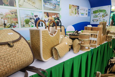 Xây dựng thương hiệu xanh gắn với phát triển bền vững