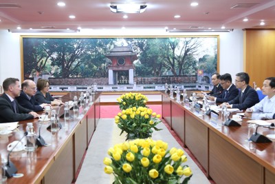 Thứ trưởng Bộ Tài chính Võ Thành Hưng tiếp Chủ tịch Tập đoàn HSBC