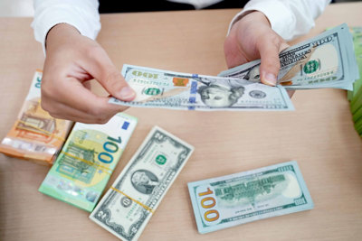 Việt Nam sẽ tránh được áp lực tỷ giá cuối năm 2023