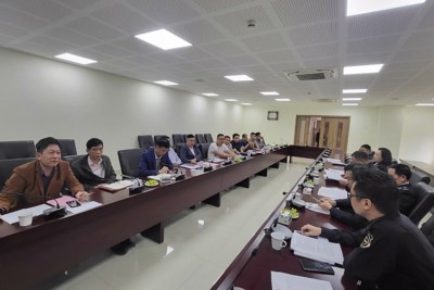 Chi cục Hải quan Cửa khẩu cảng Hòn Gai thu ngân sách vượt chỉ tiêu năm 2023