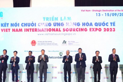 Khai mạc chuỗi sự kiện kết nối chuỗi cung ứng hàng hóa quốc tế 