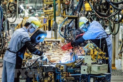 Chính sách đúng đắn tạo động lực “cán đích” tăng trưởng