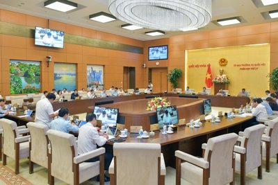 Đề xuất kéo dài thời gian giải ngân vốn chương trình phục hồi và phát triển kinh tế - xã hội