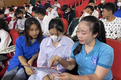 Phát huy hiệu quả chính sách BHYT trong chăm sóc sức khỏe cho học sinh, sinh viên