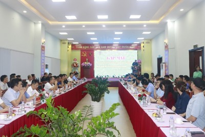 Hải quan Cửa  khẩu Móng Cái đẩy mạnh hỗ trợ doanh nghiệp