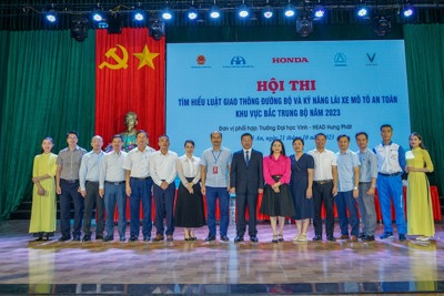 Thi tìm hiểu về an toàn giao thông và bảo hiểm bắt buộc trách nhiệm dân sự với sinh viên Bắc Trung bộ