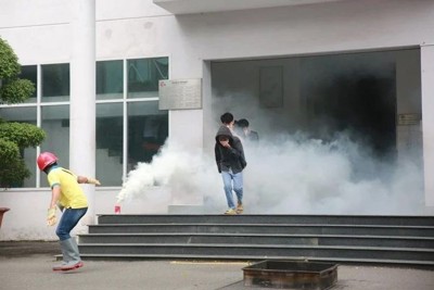 Tiếp tục tổng rà soát các chung cư để phân loại những vi phạm về phòng cháy, chữa cháy