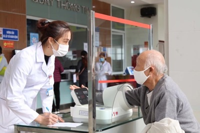 Phát triển vững chắc hệ thống y tế cơ sở, xây dựng mạng lưới y tế rộng khắp, gần dân