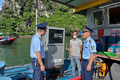 Quảng Ninh: Tăng cường triển khai tuyên truyền, phổ biến pháp luật cho các cơ sở kinh doanh xăng dầu trên biển
