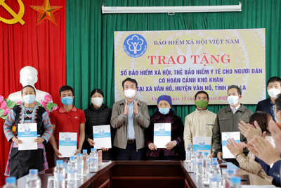 Mang Tết ấm đến với người nghèo Xuân Giáp Thìn