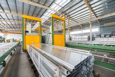 Doanh nghiệp nhôm, thép tăng tốc nâng cao năng suất