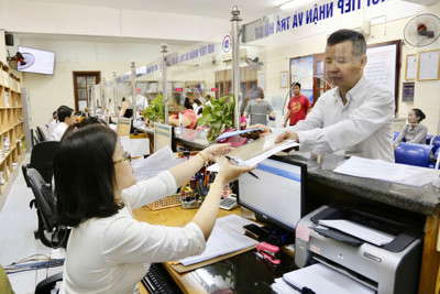 Xem xét mức bình quân tiền lương làm căn cứ đóng bảo hiểm xã hội để tính lương hưu