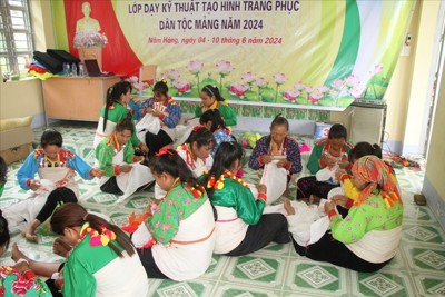 Chính sách khuyến công hỗ trợ phát triển nghề truyền thống