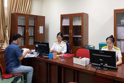 Cục Thuế Quảng Bình quyết liệt triển khai các giải pháp thu hồi tiền nợ thuế Cục Thuế Quảng Bình quyết liệt triển khai các giải pháp thu hồi tiền nợ thuế
