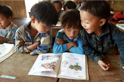 Hướng tới tiếp cận công bằng về giáo dục cho đồng bào dân tộc thiểu số Hướng tới tiếp cận công bằng về giáo dục cho đồng bào dân tộc thiểu số